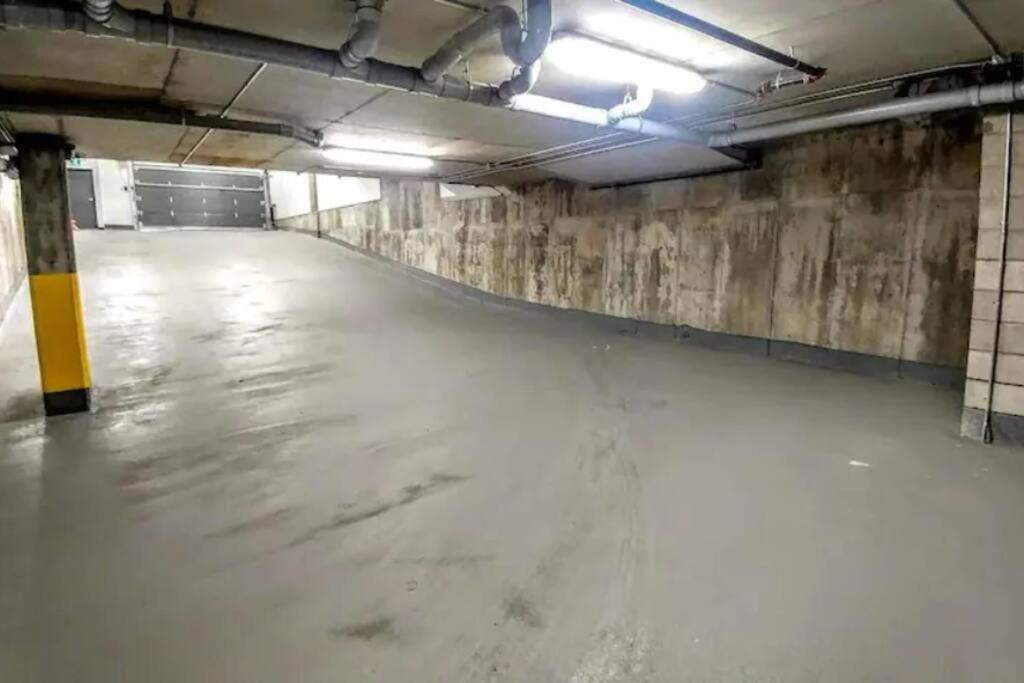 Good Vibes Only -Modern And Spacious 2 Bedroom Condo 4 Beds Free Parking, Gym Québec Exterior foto